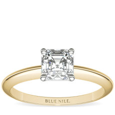 Classic Four Claw Solitaire Engagement Ring in 18k Yellow Gold
